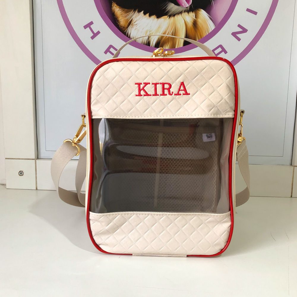 Necessaire — 17
